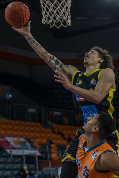 一个球员和 一个球员和