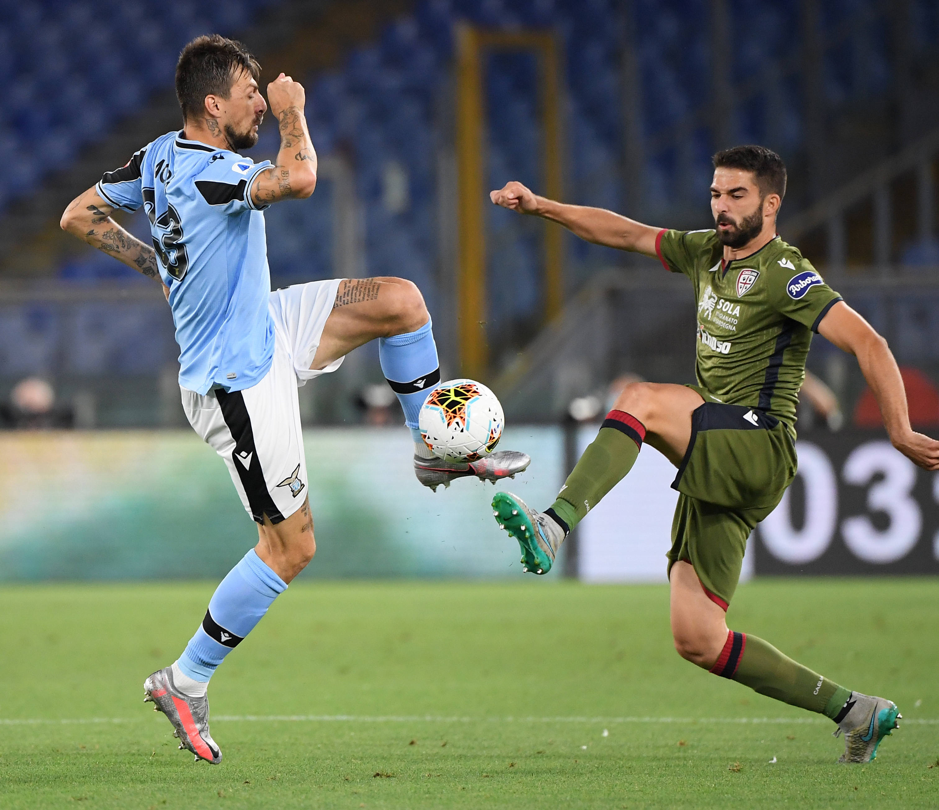 默里用他的 默里用他的