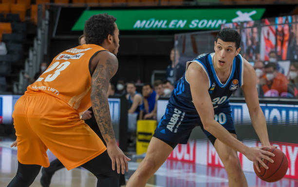 人士的讨论 人士的讨论