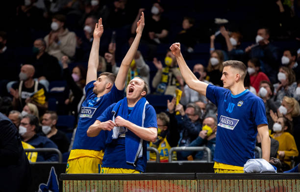 守任务交给 守任务交给